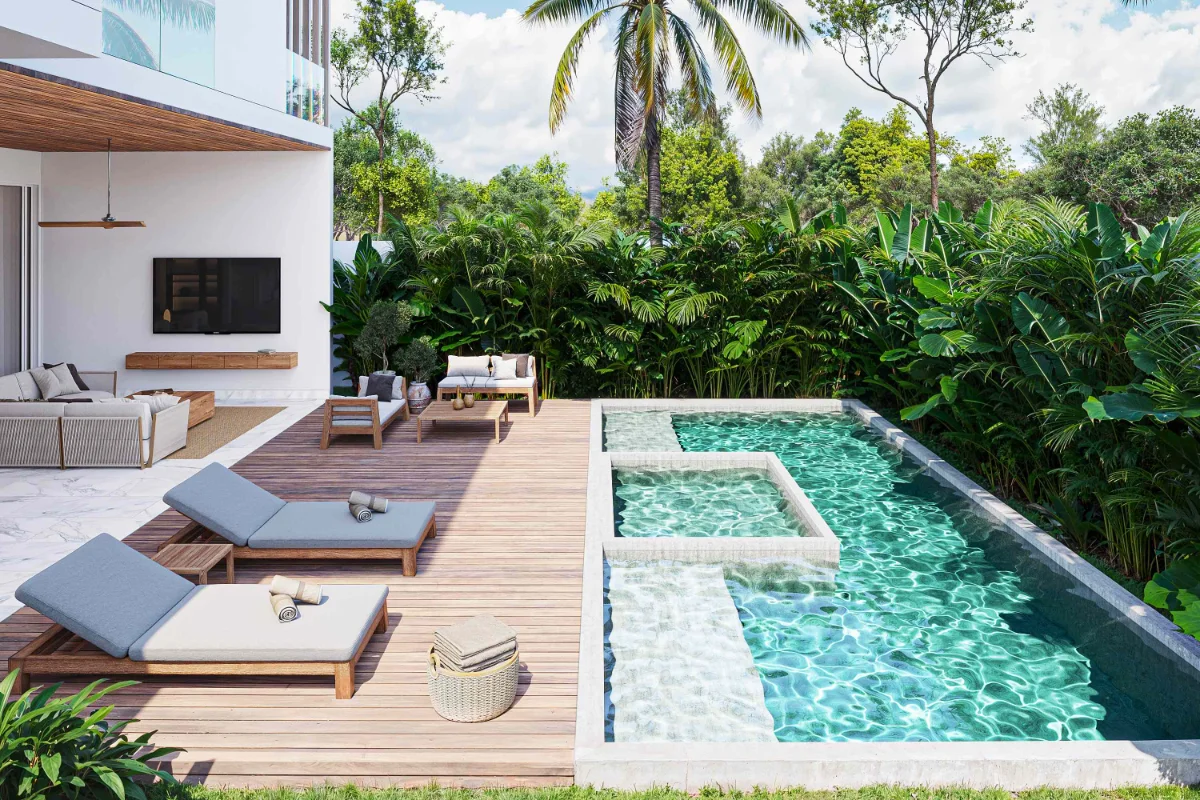 Alberca, deck de madera y sala al aire libre de una residencia con la selva detrás