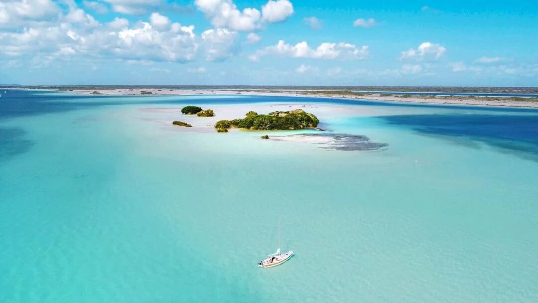 Bacalar Real Estate