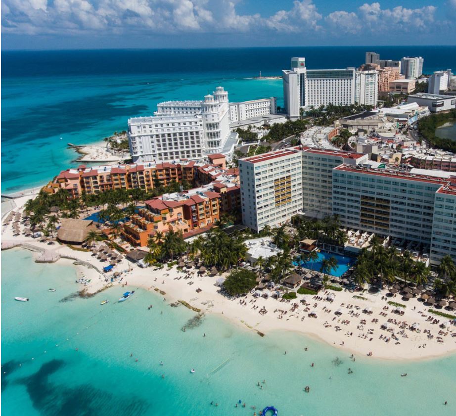 Aerial view of dreams resort cancun