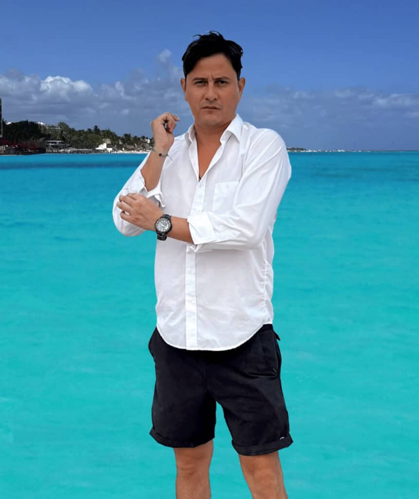 Adrián Mejía